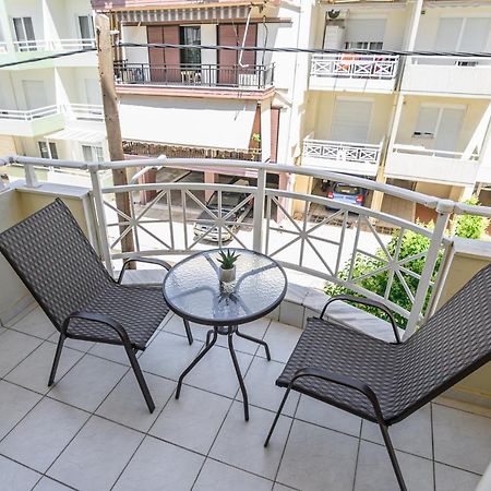 Yellow Fresh Apartment 2 Alexandroupoli Exterior photo