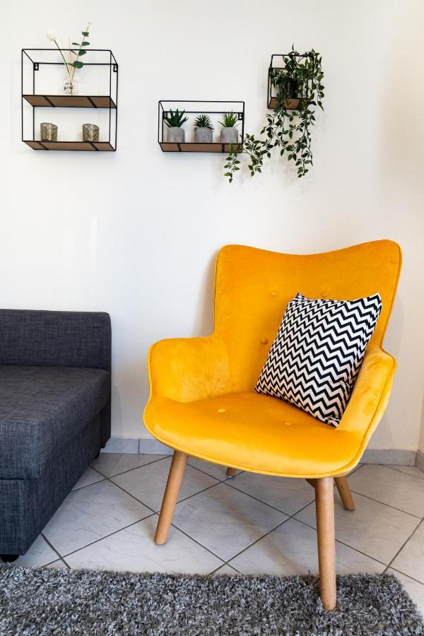Yellow Fresh Apartment 2 Alexandroupoli Exterior photo