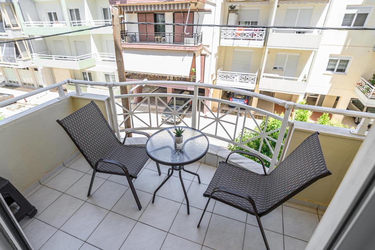 Yellow Fresh Apartment 2 Alexandroupoli Exterior photo